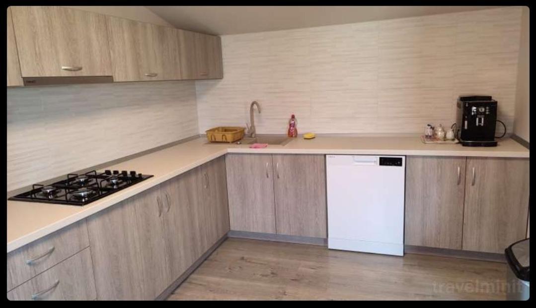Farkaslaki Panorama Vendeghaz Hotel Lupeni  Екстериор снимка