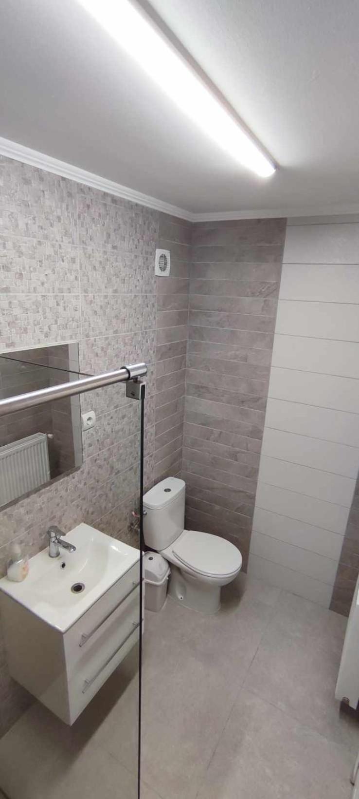 Farkaslaki Panorama Vendeghaz Hotel Lupeni  Екстериор снимка