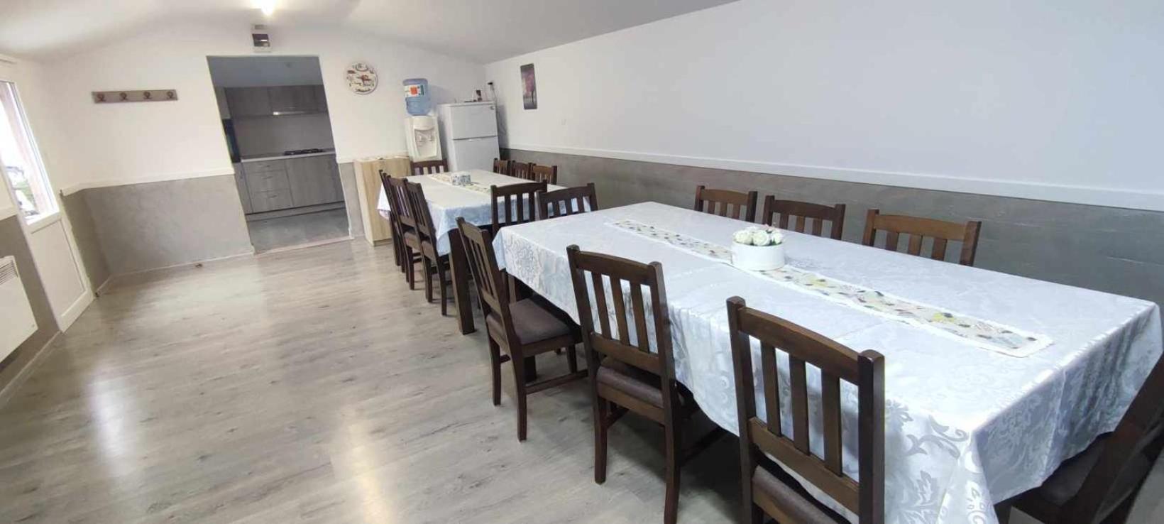 Farkaslaki Panorama Vendeghaz Hotel Lupeni  Екстериор снимка